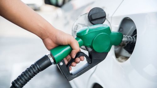 Gobierno dispone rebajas de hasta RD$12.10 en precios combustibles