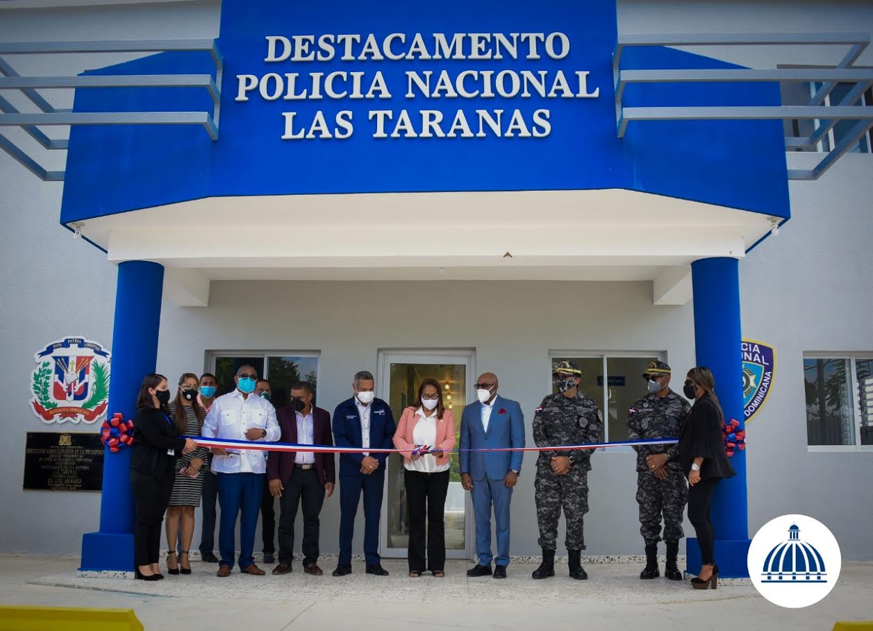 Comisión Presidencial Inaugura Dos Destacamentos En La Provincia Duarte