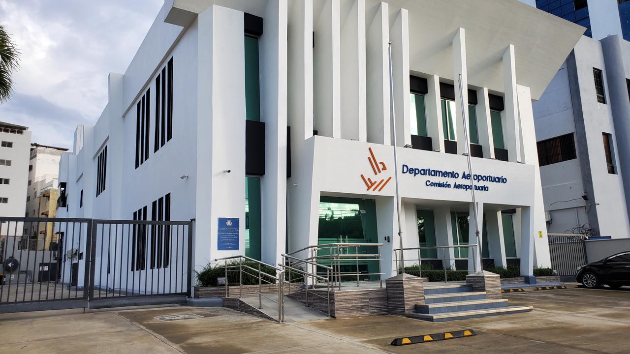 Departamento Aeroportuario obtiene calificación de 100% en portal de transparencia