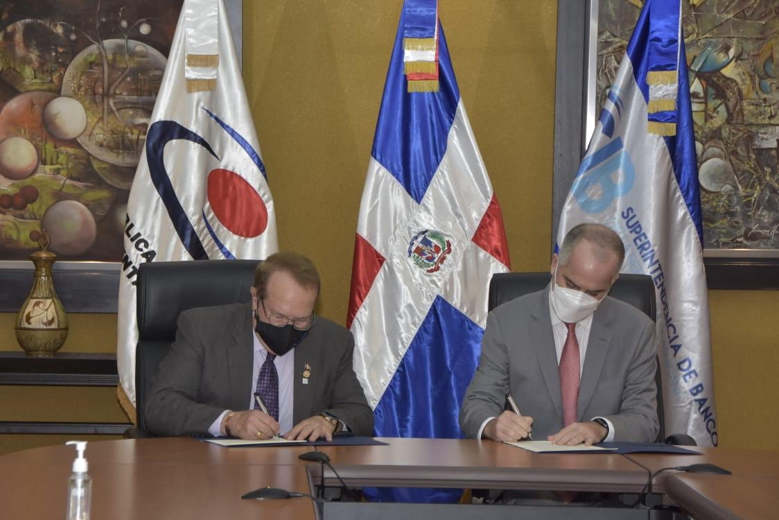 Cámara de Cuentas y Superintendencia de Bancos firman acuerdo de cooperación para protocolo de verificación
