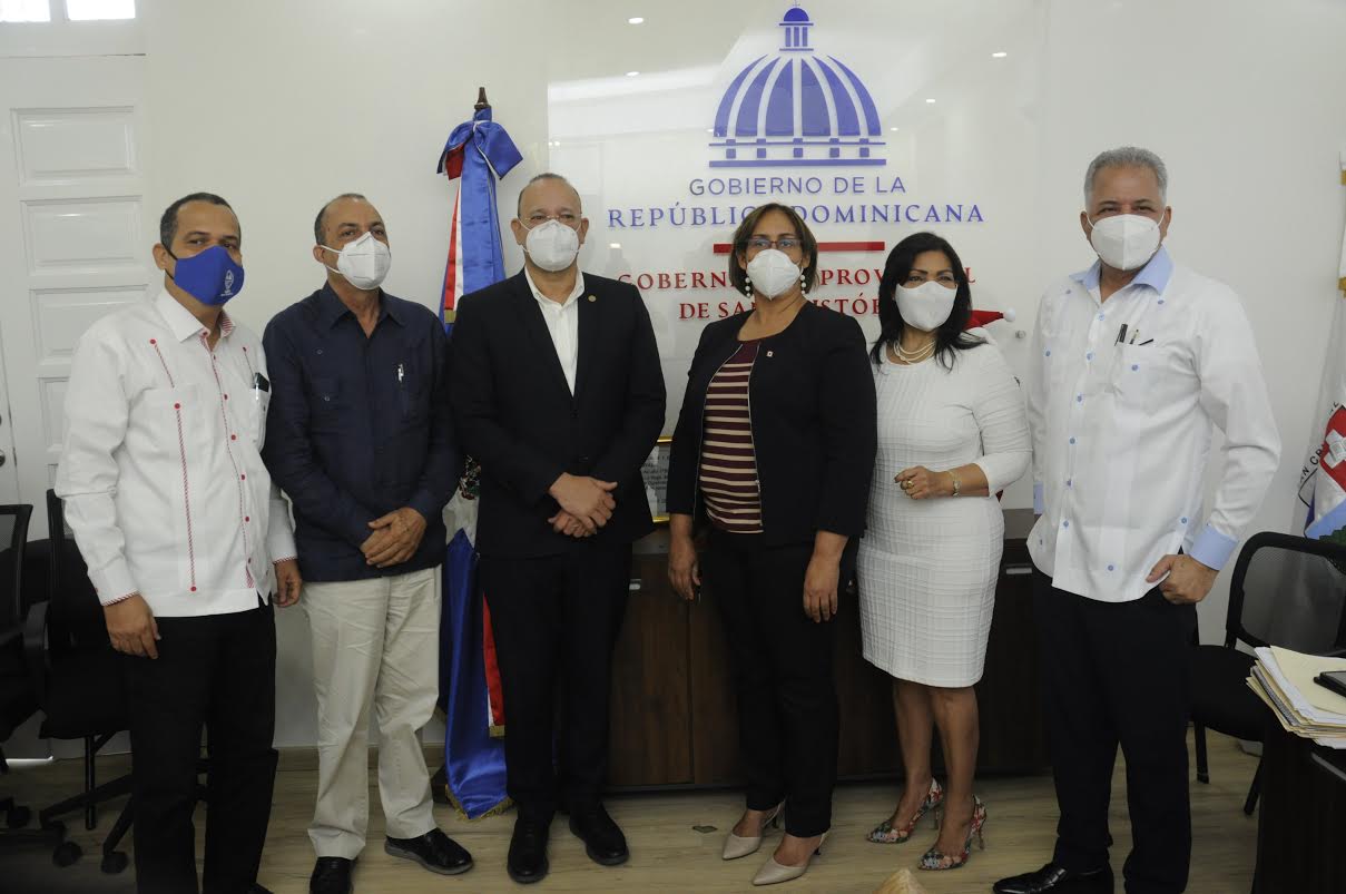 Director de PROINDUSTRIA se compromete a remozar parques industriales de San Cristóbal