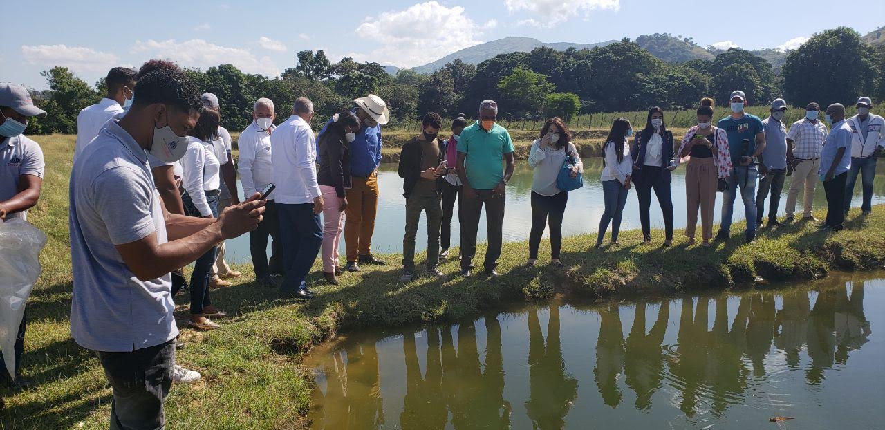 DGDF pone en marcha primera etapa de proyecto piscícola  en Elías Piña
