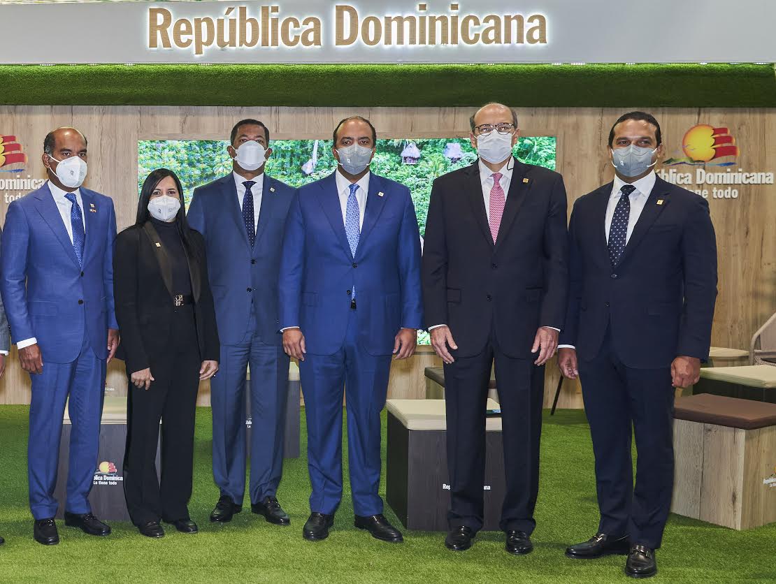 Banreservas se integra a inauguración de FITUR