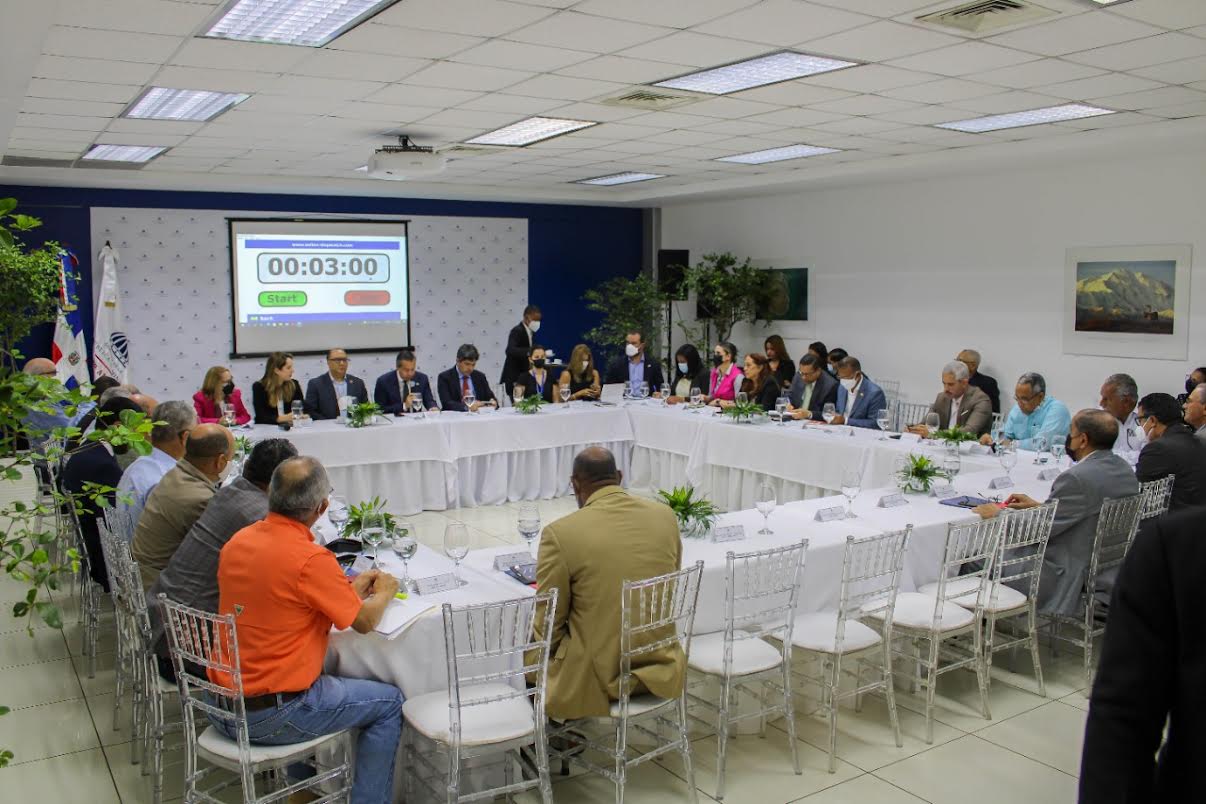 Mesa temática sobre Medio Ambiente, Recursos Naturales