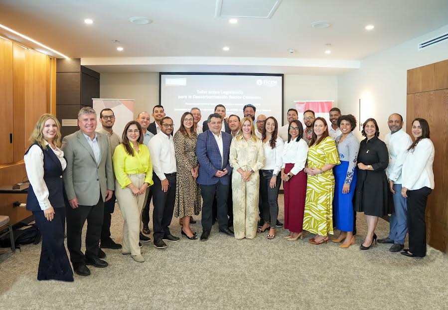 ADOCEM y FICEM impulsan marco regulatorio para industria cementera sostenible