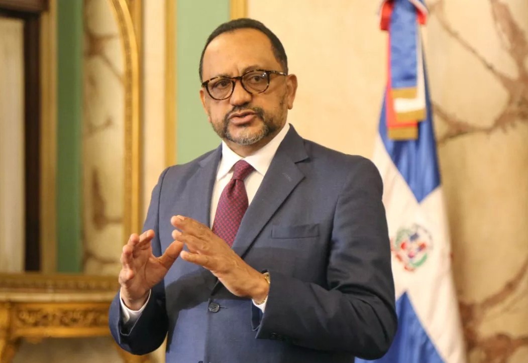 Consultor Jurídico aclara que las leyes no dependen de reglamento